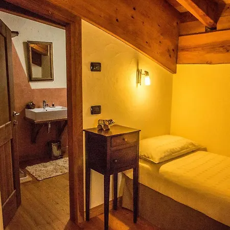 Farm stay Agriturismo Les Granges